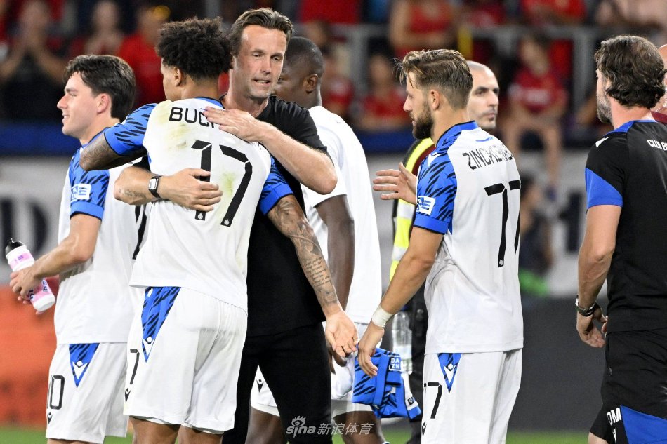 和长传中的 和长传中的