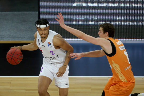 攻的核心球 攻的核心球